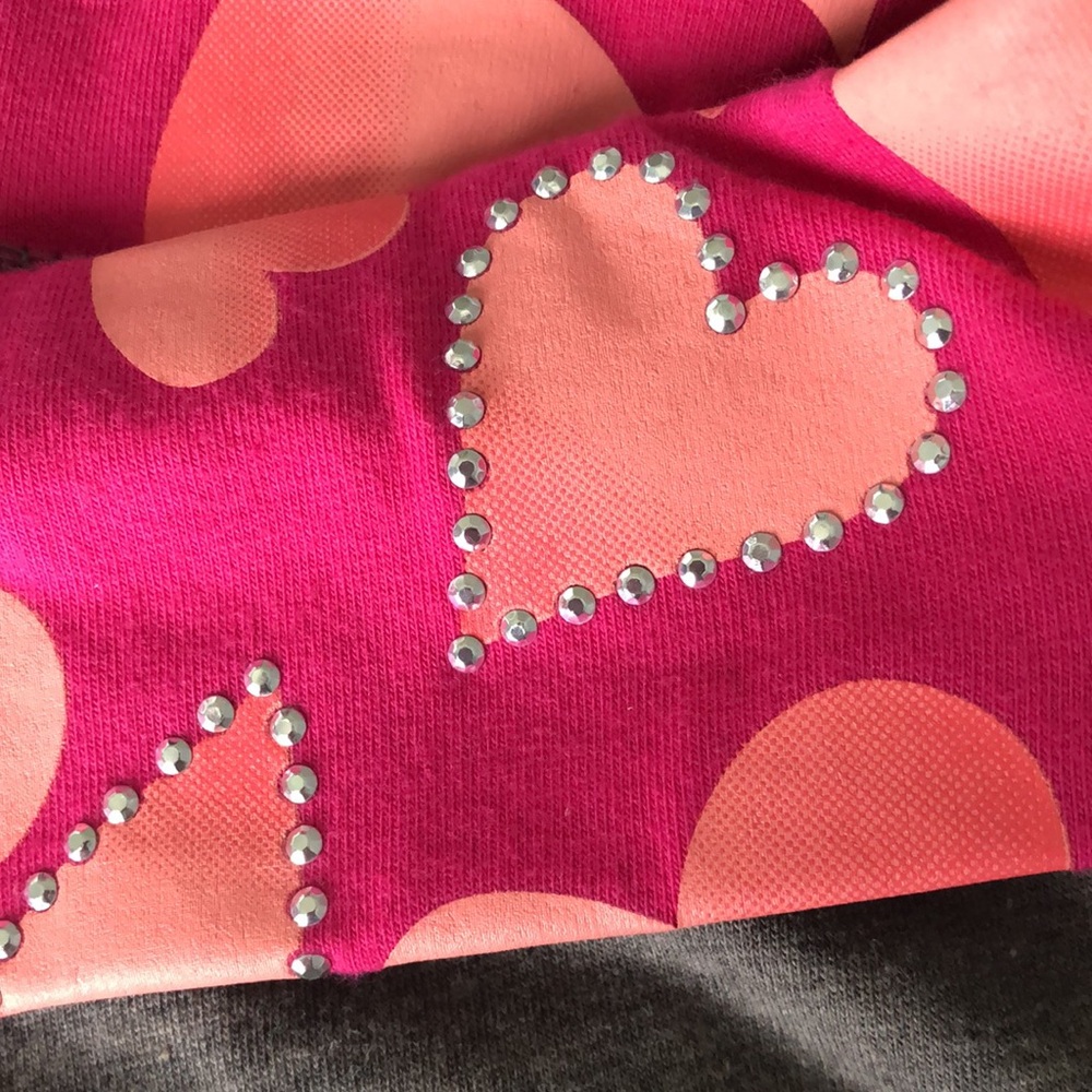 SO Leggings Girls Size 8β 1/2 Grey Pink Hearts Yoga Pants - Picture 3 of 8